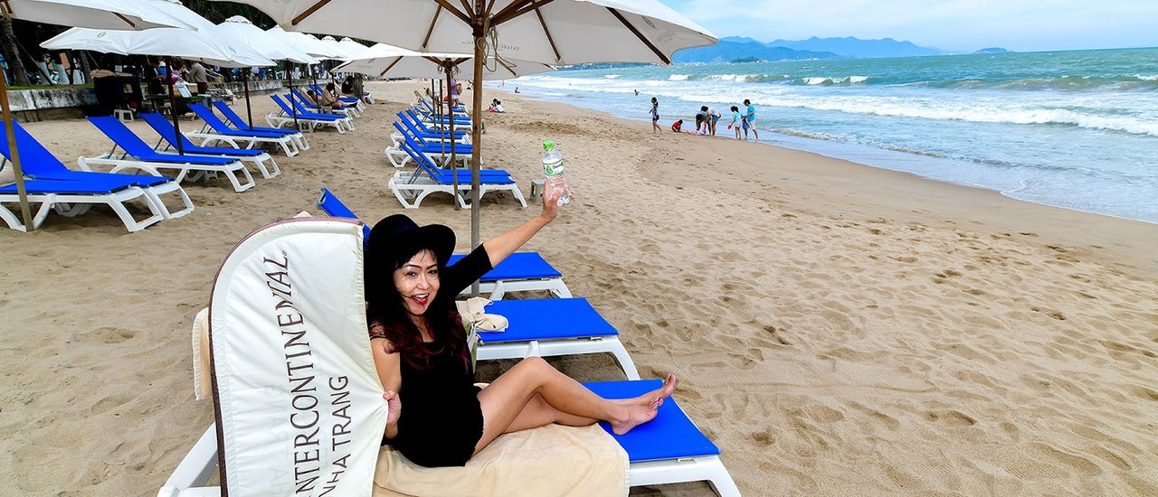 cover ญาจาง ต้องไปซักครั้งแล้วคุณจะหลงรัก กับไฟล์ปฐมฤกษ์ บางกอกแอร์เวย์ส - คัมรัน และ InterContinental Nha Trang กะ แม่ประนอม