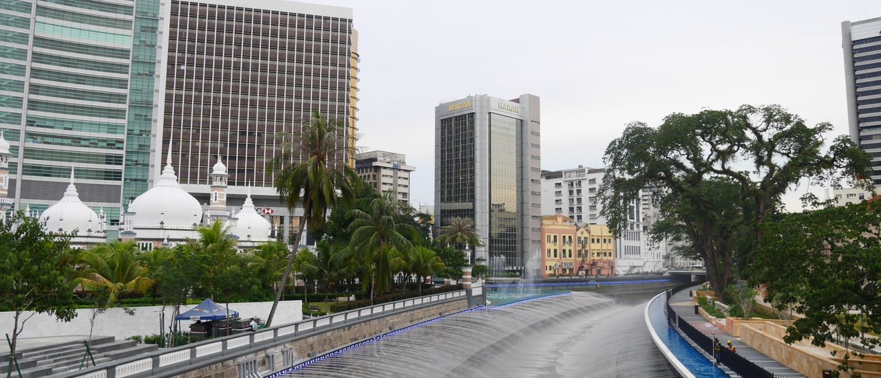 cover KUALA LUMLUR - DAY 2 ฮินดูxอิสลาม