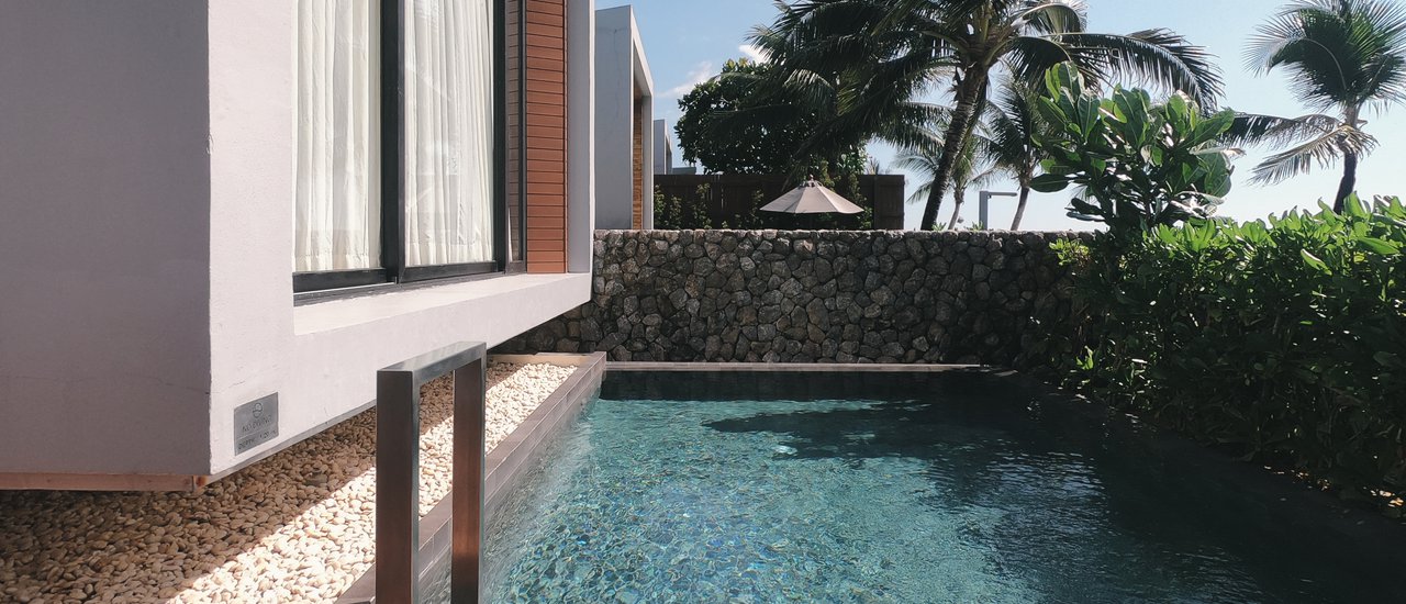 cover ‘ Casa de La Flora ’ พูลวิลล่าสวยหรู ณ เขาหลัก จ. พังงา ในราคาที่จับต้องได้