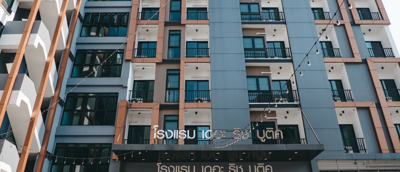 cover The Riche Boutique Hotel โรงแรมสไตล์ลอฟท์ ใกล้สนามบินดอนเมือง