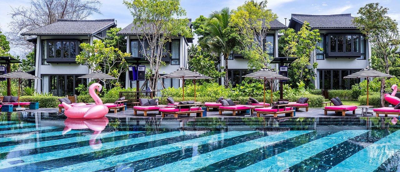 cover 🎼 Baba Beach Club Phuket ที่ที่ความผ่อนคลาย หาดทราย เสียงดนตรีมาบรรจบกัน 🌴