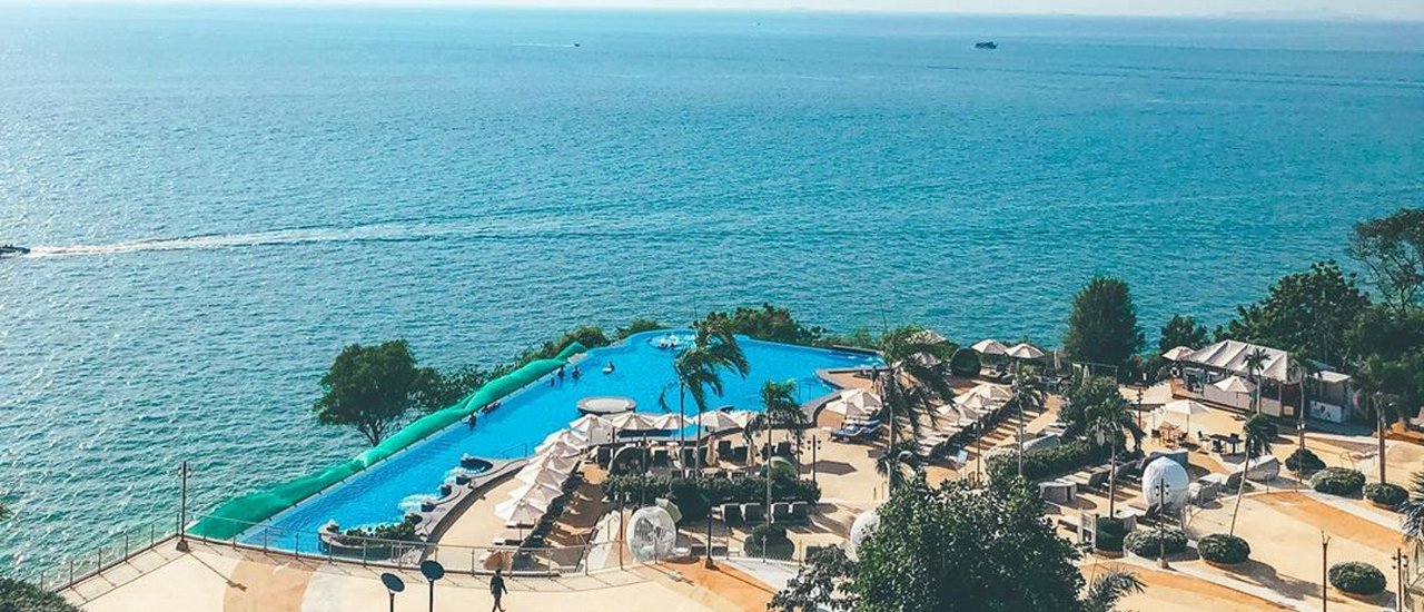 cover 4 reasons to stay at Royal Cliff in Pattaya