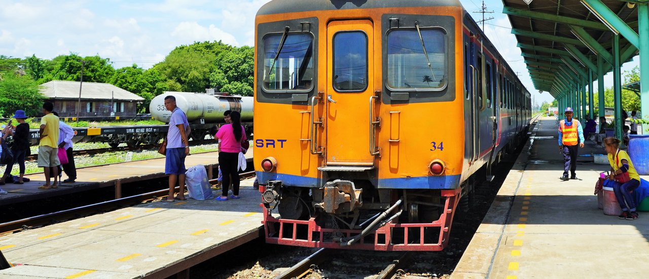 cover นั่งรถไฟ เที่ยวเมืองละโว้