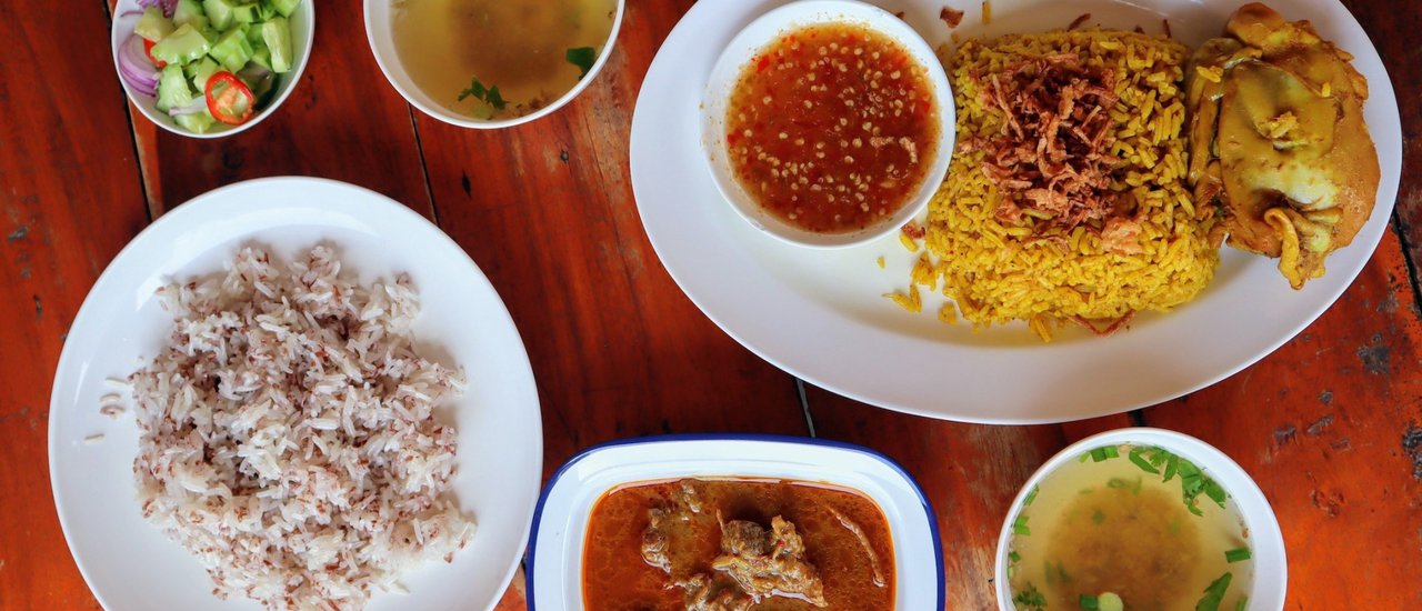 cover BEST BEEF CURRY AND COCONUT RICE FARIDA, CHUMPHON