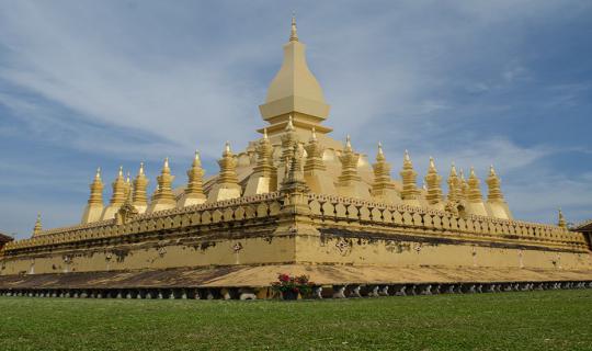 cover รีวิวเพื่อขจัดความร้อนจาก ก.ท.ม. สู่ เวียงจันทน์(ວຽງຈັນ)-วังเวียง (ວັງວຽງ)