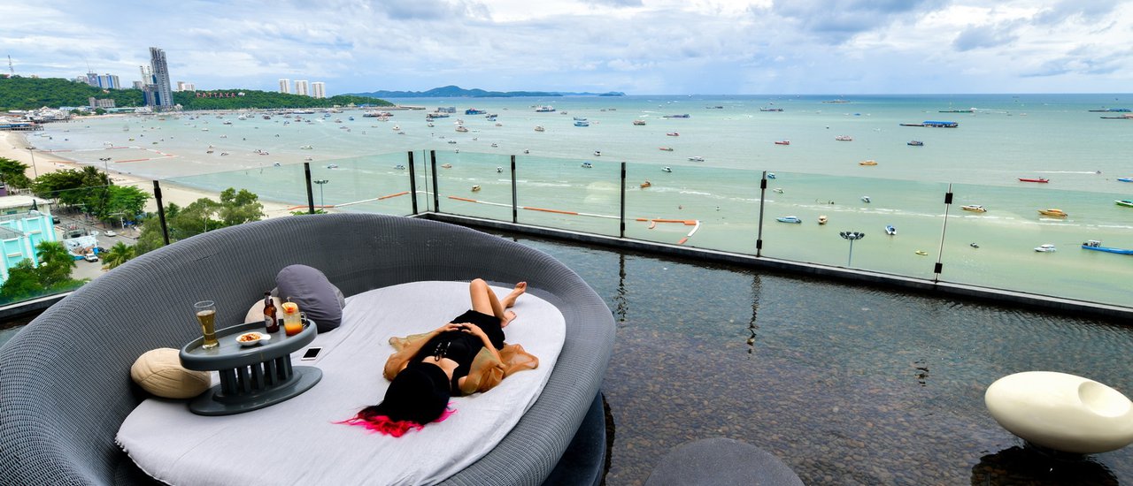 cover ... รีวิวโรงแรม ฮิลตัน พัทยา Hilton Pattaya Hotel โรงแรมที่เค้าว่ากันว่าเป็นโรงแรมที่ดีที่สุดในพัทยา กับแม่ประนอม จ้า