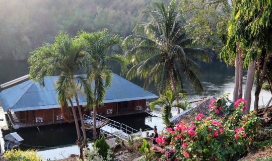 cover RAFT HOUSE IN KANCHANABURI