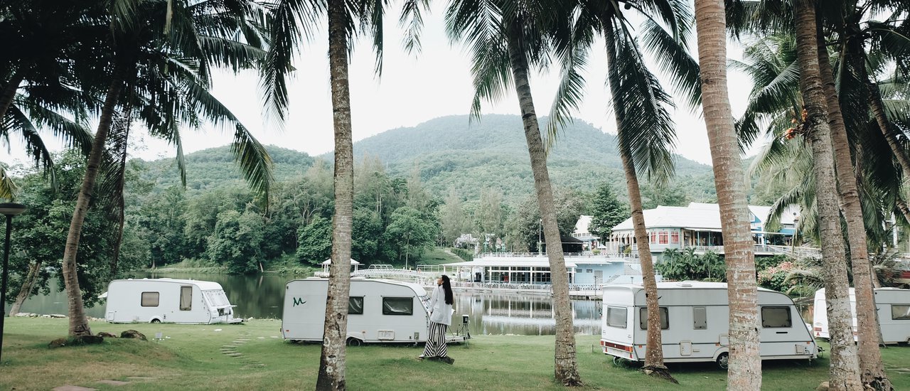 cover นอนรถบ้านริมทะเลสาบที่ Brookside Valley Rayong