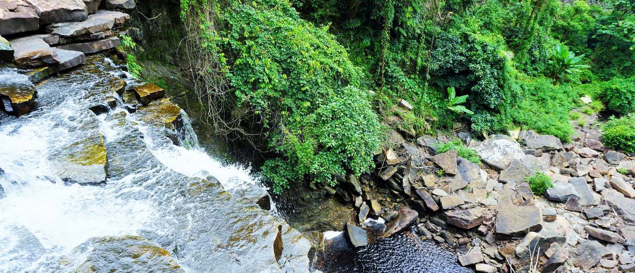 cover ปราจีนบุรี..ครบเครื่องเรื่องเที่ยว