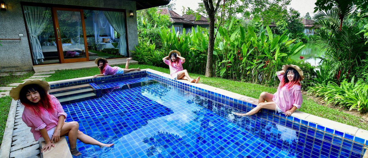 cover ... บ่อแสนวิลล่า (Bor Saen Villa) โรงแรมพูลวิลล่าท่ามกลางขุนเขาในจังหวัดพังงา กับแม่ประนอม จ้า