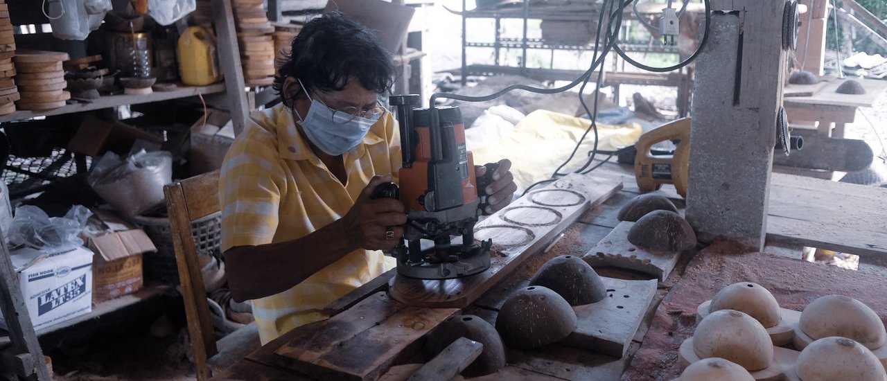 cover การทำตากะลามะพร้าวเพื่อสุขภาพ