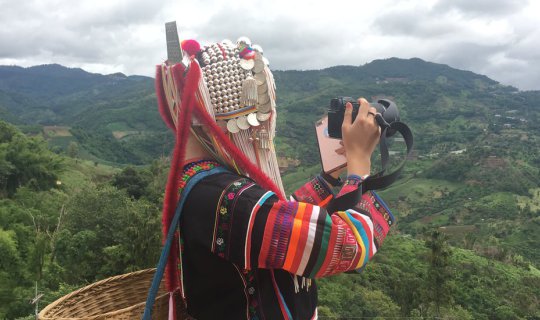 Cover A Traveller's Guide To Visiting A Northern Thai Hill Tribe In Chiang...