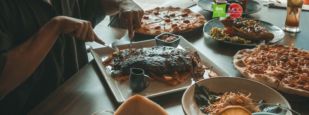 cover สตรีทฟู้ดจะไปเวลาไหนก็ชิลล์ได้ที่ Streats @ ibis Styles Bangkok Khaosan Viengtai