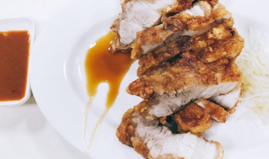 Cover Zhouji Meat Porridge หมูกรอบดัง ย่านวัดหลงซาน...