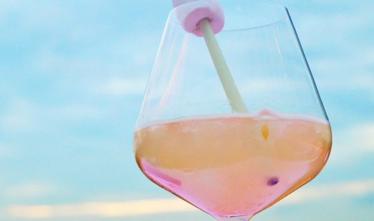 cover รื่นเริงกับวิวมุมสูง ณ สเปคทรัม เลาจน์ แอนด์ บาร์รูฟท็อป