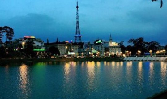 Cover Vietnam: ตะลุย Ho Chi Minh / Danang / Hoi An / Dalat...