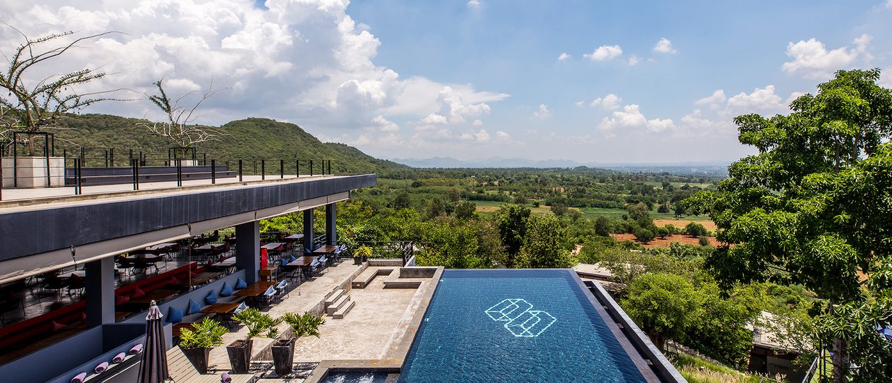 cover อยากหยุดเวลาความสุขไว้ที่ The Paz Khao Yai