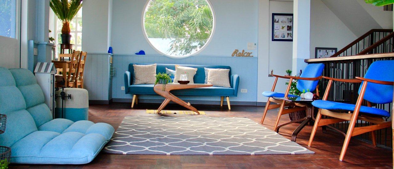 cover P.O.E. Posh Homestay กับชะอำ ในมุมสงบ