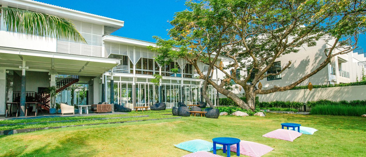 cover บ้านโชค ชะอำ ชื่อบ้านๆ แต่เอาเรื่อง ไม่ใช่เล่น