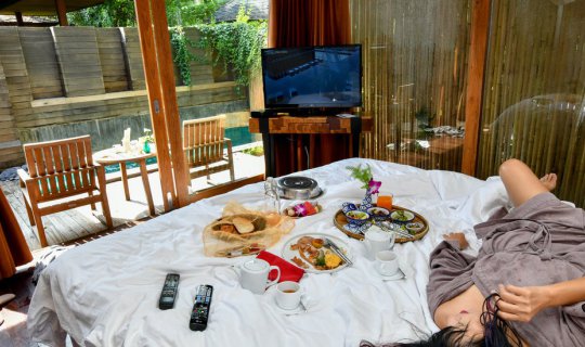 cover ....  แทงโก้ ลักซ์ สมุย บีช วิลลา  Tango Luxe Samui Beach Villa พูลวิลล่าเก๋ๆราคาประหยัด กับแม่ประนอม จ้า