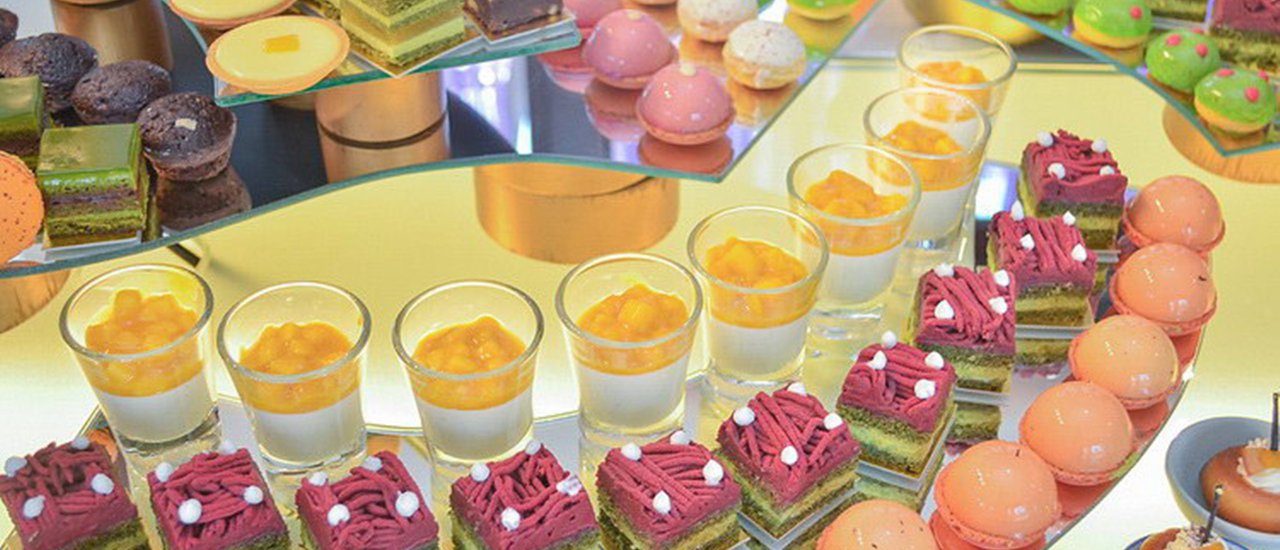 cover Kasalong @ Dhara Dhevi Chiang Mai (Buffet Afternoon Tea ) by Paksabuy