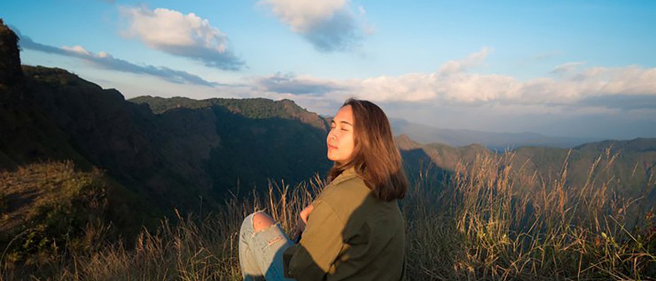 cover พากันไปเดินขึ้นเขา "สันหนอกวัว" ยอดเขาที่สูงสุดในจังหวัดกาญจนบุรี