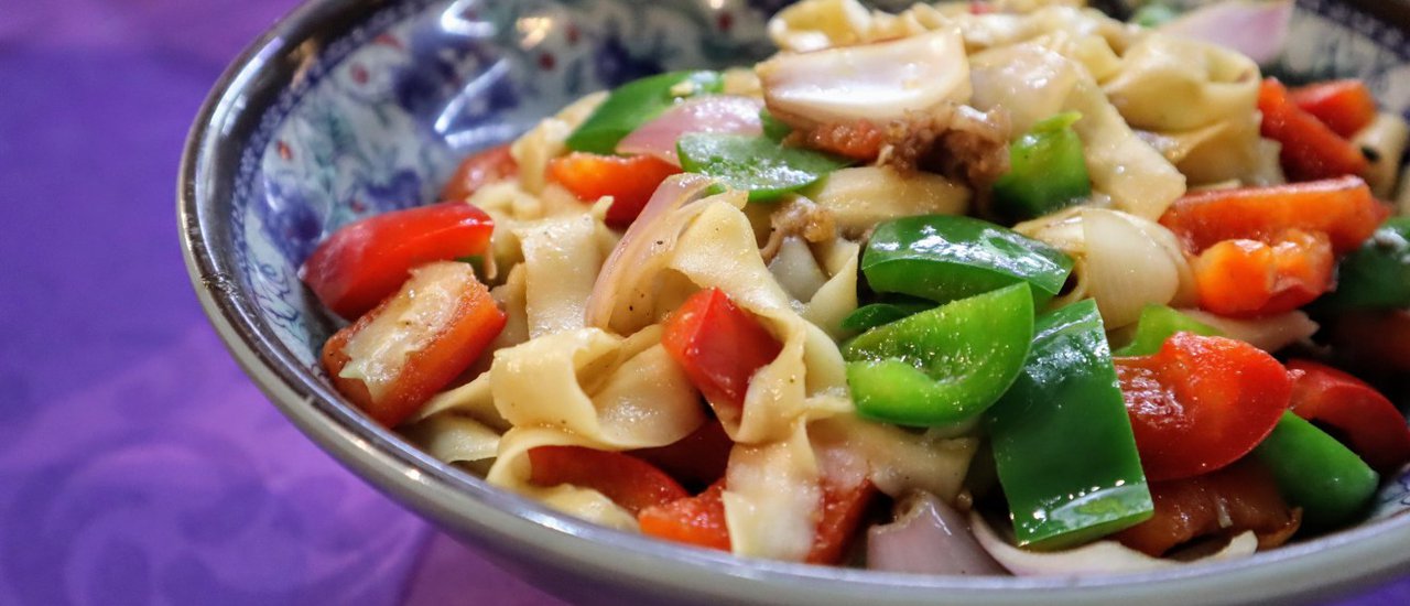 cover HAND-PULLED NOODLE | MEE TARIK