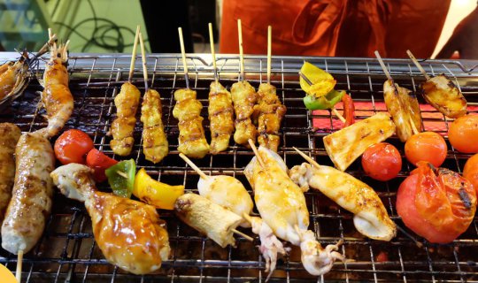 Cover รีวิว บุฟเฟ่ต์ปิ้งย่างหัวไม่เหม็นโดยเชฟเบลเยี่ยม  Papayoo Grill Hous...