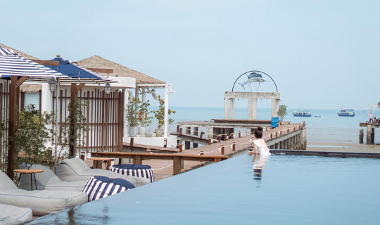 Cover Kept Bangsaray Hotel Pattaya - โรงแรมบรรยากาศดีเจ้าของฉายามัลดีฟเมือ...