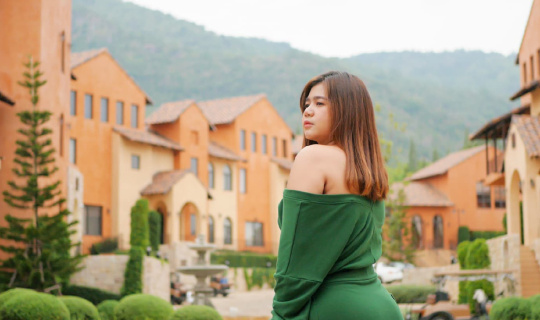 cover ใครไม่ใหญ่ แต่ "เขาใหญ่"