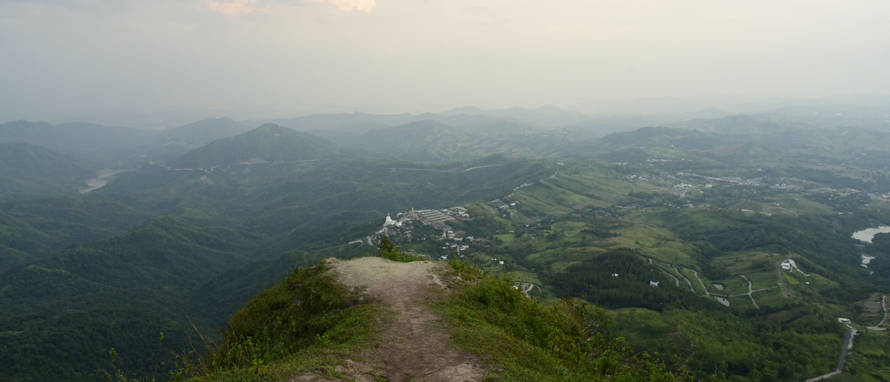 cover ตะลุยผาตัด " สวยสุด สะดุดตา งามค่าเขาค้อ landmarkใหม่เพชรบูรณ์ ที่ควรมาเยือน "ฉบับคนแบกเป้