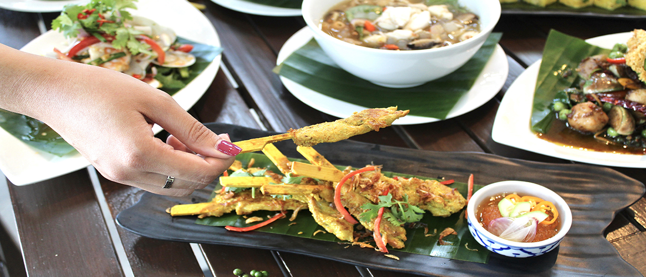 cover Kiin (กิน)ร้านอาหารไทยตำรับชาววังพร้อมวิวทะเล 360 องศา