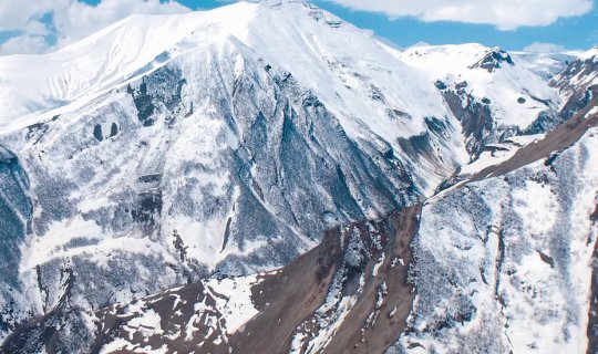 Cover Georgia ... Amazing Views with Low Budget Travelling 【EP.1】 My belov...