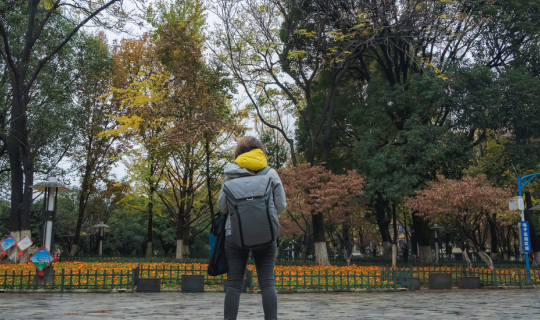 Cover รีวิว เที่ยวจีน ยูนนาน 9 วัน (ตอนจบ): ตอนที่ 4 สายฝนปลายปีที่คุนหมิง...