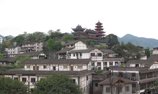 Cover ทีละก้าว สู่ขอบฟ้า ตอนที่ 3 เรื่องราวจากรอยเท้าบนอิฐเก่า...