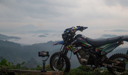 cover ผาเปิดใจ กับมอเตอร์ไซต์คันเล็ก