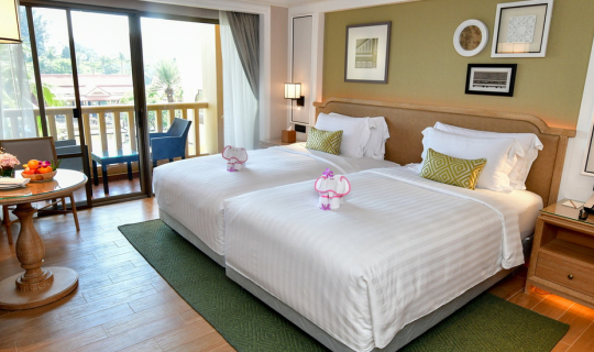 cover ...โรงแรม ดุสิตธานี หัวหิน Dusit Thani Hua Hin ห้องใหม่โฉมใหม่ ไฉไลกว่าเดิม  กับแม่ประนอม จ้า