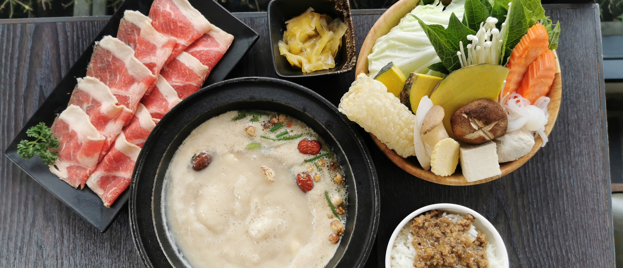 cover Hanji หม้อไฟไต้หวัน วัตถุดิบเลิศทั้งหมู และเนื้อ น้ำจิ้ม น้ำซุปให้เลือกถึง 4 ชนิด