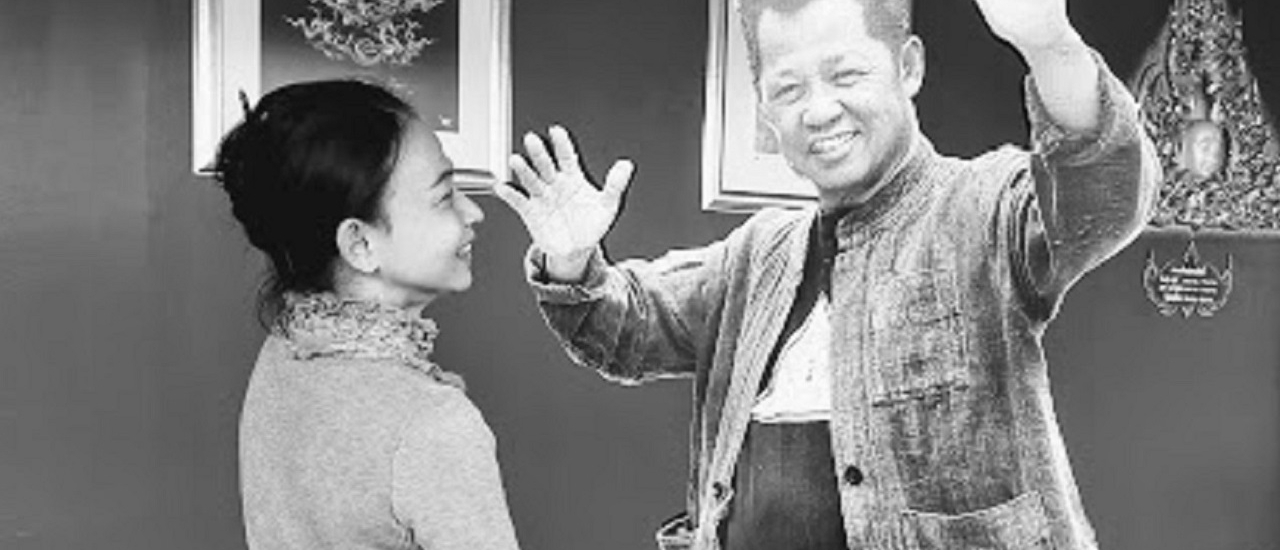 cover เชียงรายวันที่สอง ลองเข้าวัด แวะไร่ชา ก่อนจะพาไปขึ้นดอย