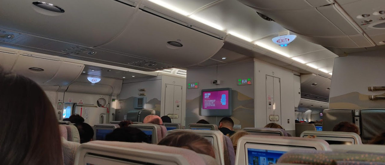 cover ทริปยุโรป วันที่ 17 (France — Dubai — Thailand)