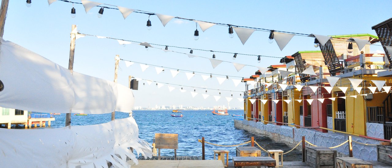 cover ใช้ชีวิต Slow life กินไปเรื่อยเปื่อย เหนื่อยก็พักลั๊นลาที่เกาะล้าน (บ้านฟ้าใส) By…Malang ลั้นลา