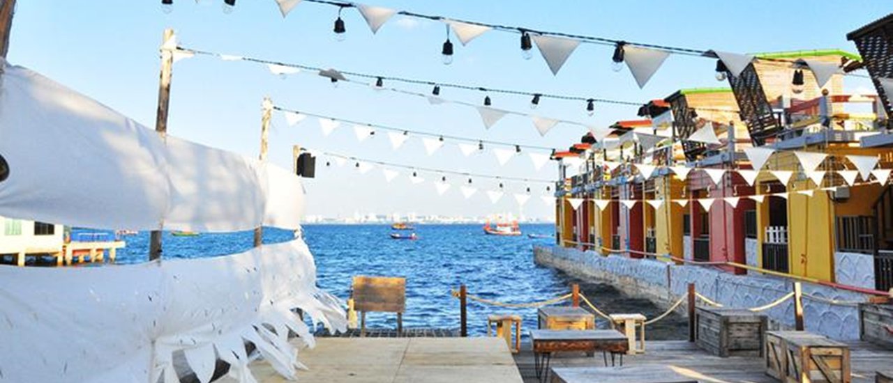 cover Slow life trip a@ Koh Larn (Baan Fah Sai) by Malang Lunla