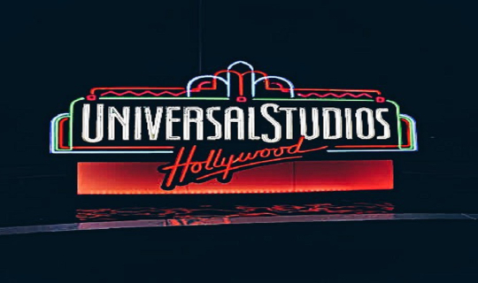 Cover Universal Studios Hollywood กับความฝันวัยเด็ก...