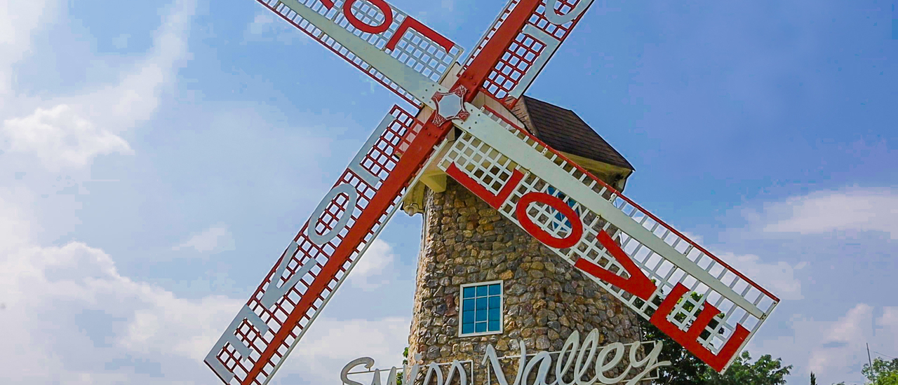 cover Swiss valley hip resort สวิตสเเลนด์เมืองไทย ใกล้เเค่ราชบุรี