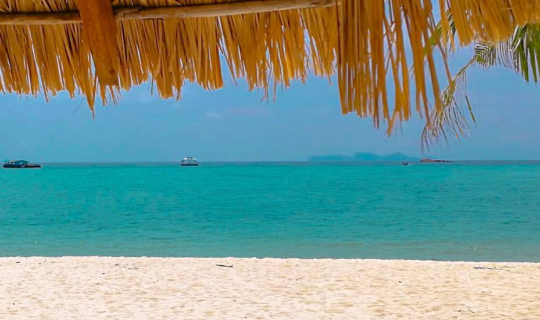 cover review: เกาะหลีเป๊ะ 5 วัน 4 คืน