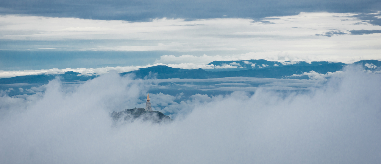 cover ภูทับเบิก สวรรค์แห่งม่านหมอก