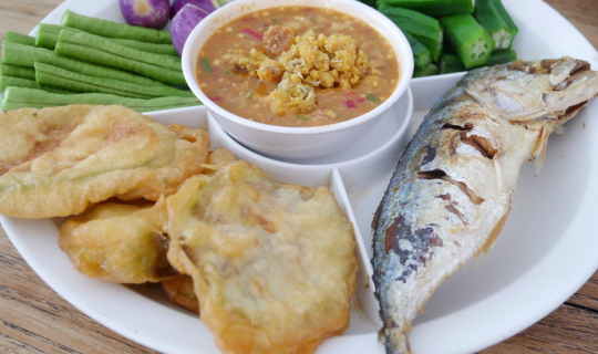 Cover กินคุ้ม กับเจ๊ตุ้ม @พัทยา กินเที่ยวหลังผ่อนปรน พรก. ฉุกเฉิน...