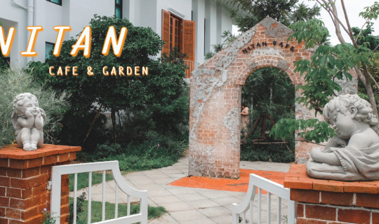 Cover ตามใจเจ้ >> ชวนแวะ "นิทานคาเฟ่" ร้านน่ารัก เค้กอร่อย กาแฟเริ่ด...