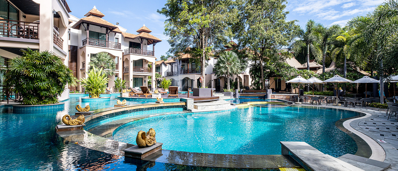 cover Long Beach Garden Hotel & Pavilions เปลี่ยนวันพักผ่อนให้ลงตัวกว่าที่เคย 🌿💙🦋