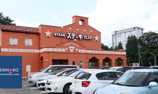 Cover ทานสเต็กและแฮมเบิร์กพร้อมบุฟเฟ่ต์สลัดบาร์ที่ Steak Gusto @ Fujiyoshi...